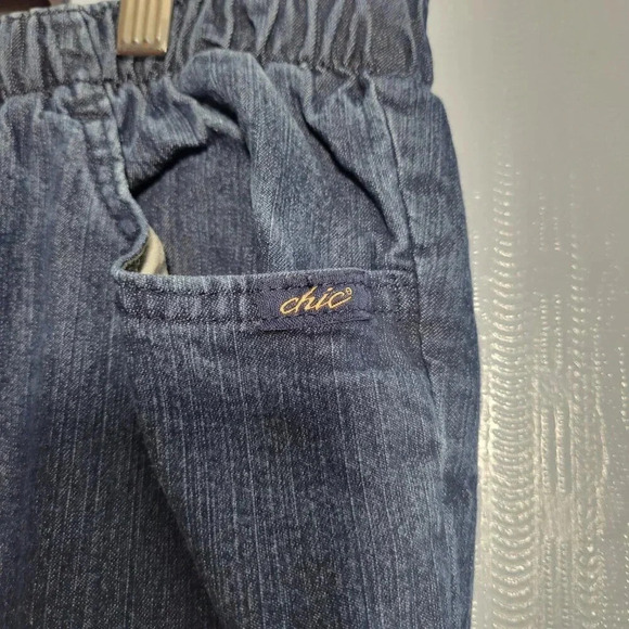 Unbranded 26W Dark Wash Elastic Waist Pull On Lightweight Denim Capri Shorts - Picture 4 of 7